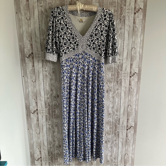 Boden Dresses & Skirts - Boden Printed Blue White Maxi Dress 6